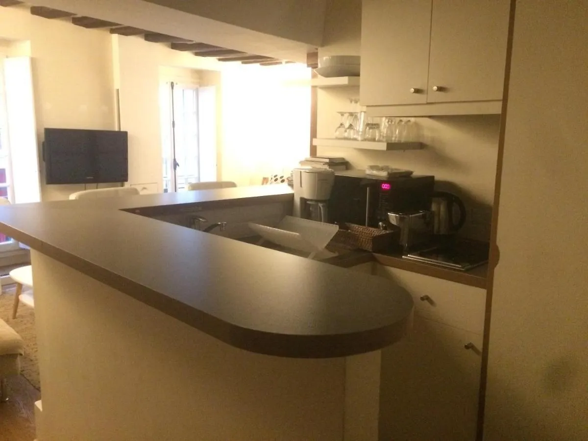 Apartment Ferienwohnung Studio Guisarde Paris